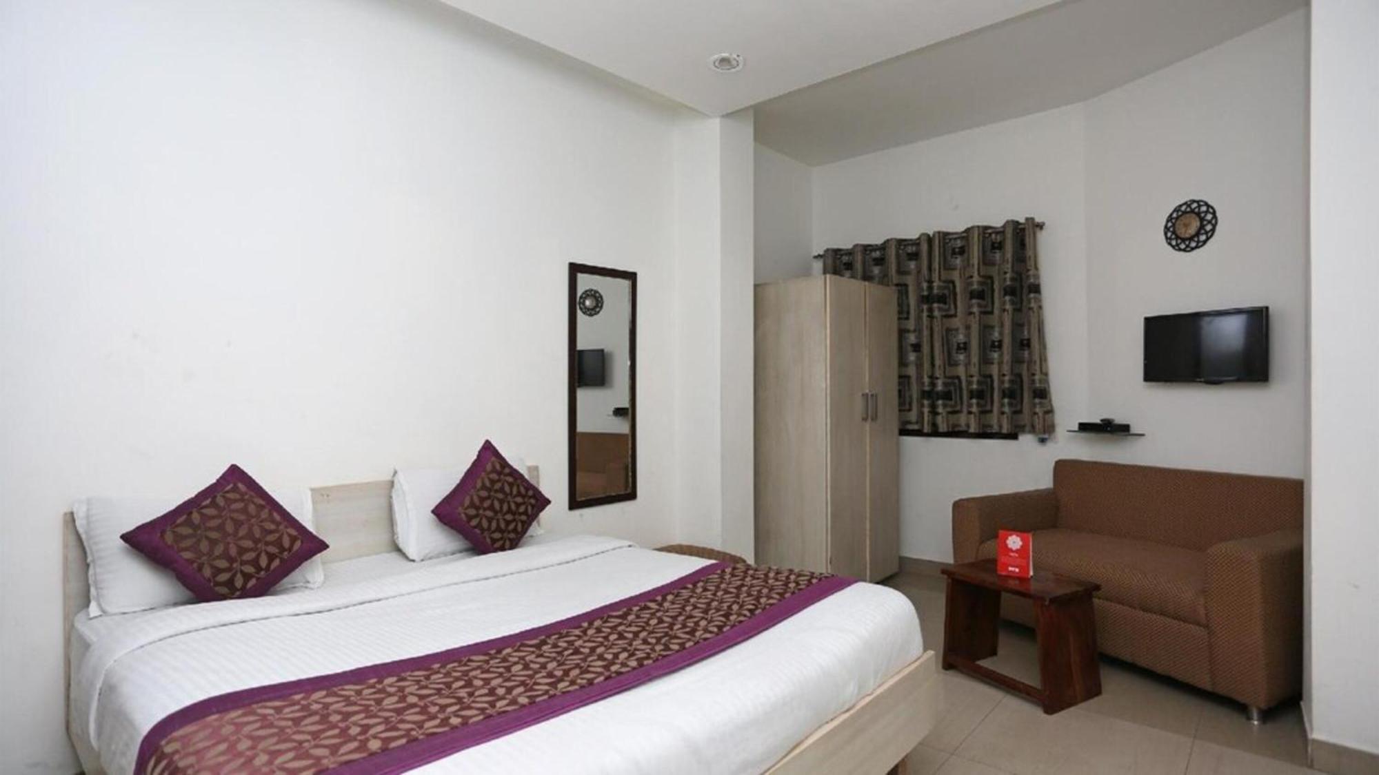 Deluxe Rooms In Jangpura New Delhi Exterior photo