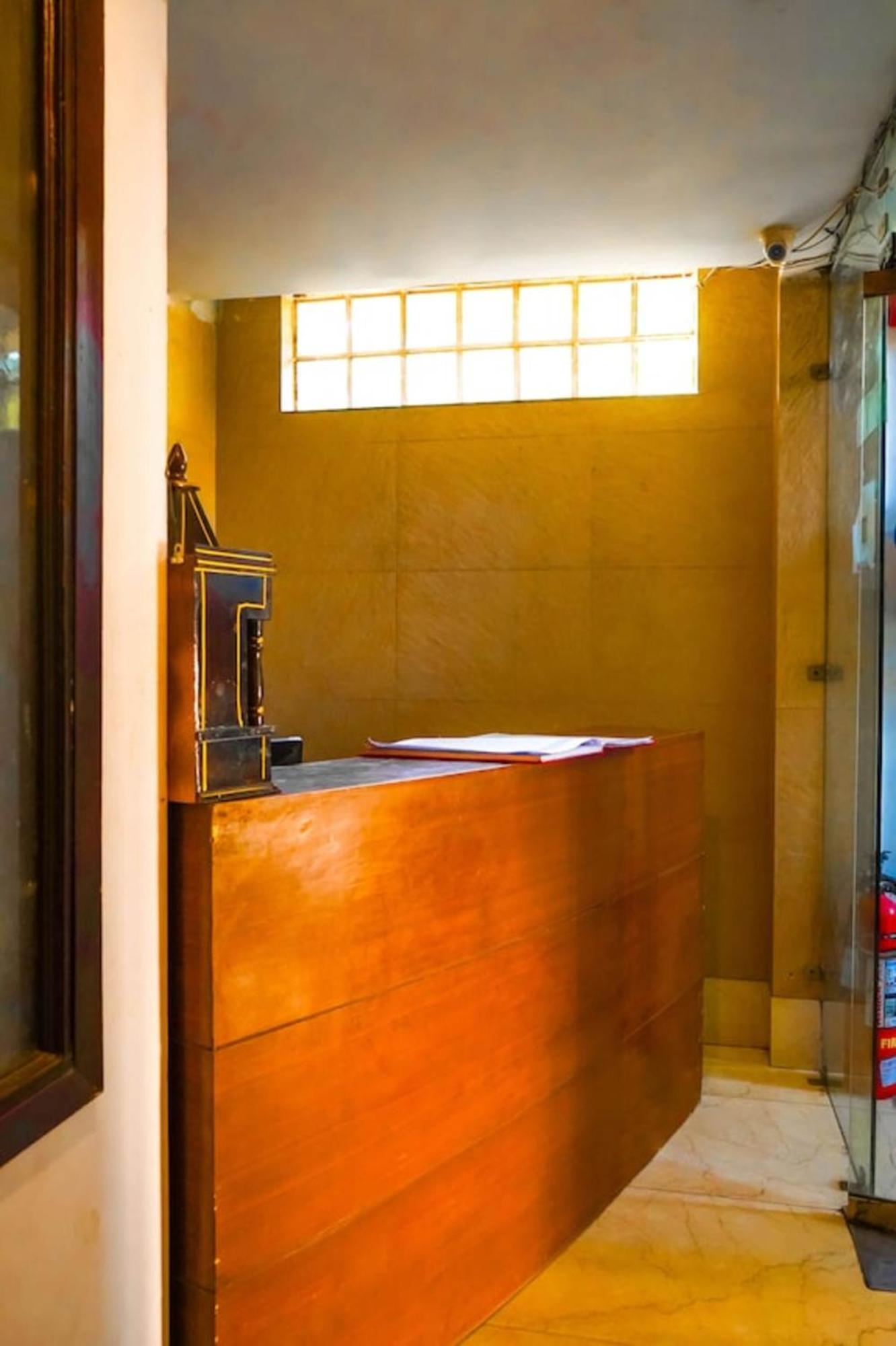 Deluxe Rooms In Jangpura New Delhi Exterior photo