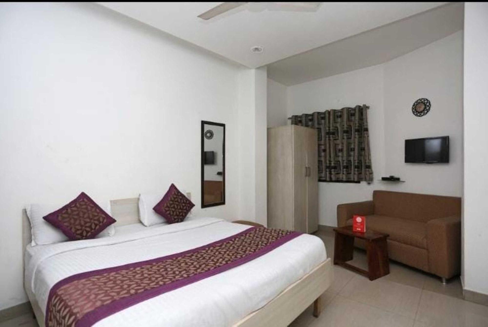 Deluxe Rooms In Jangpura New Delhi Exterior photo