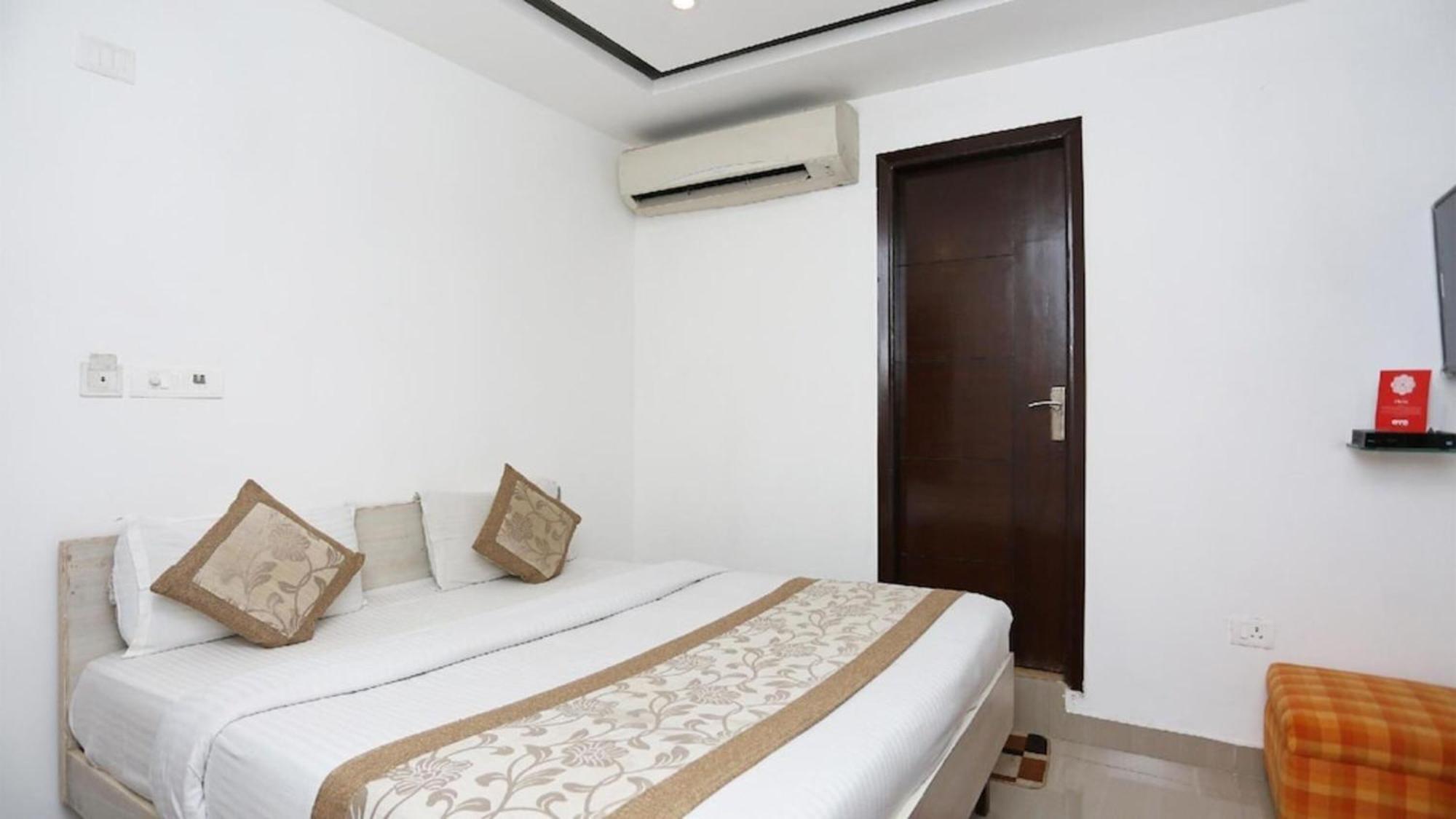 Deluxe Rooms In Jangpura New Delhi Exterior photo