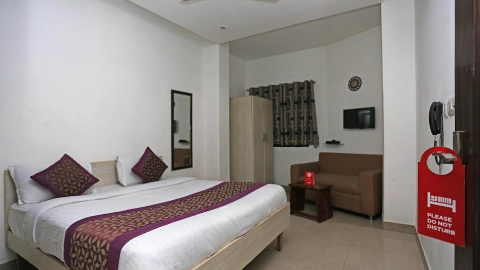 Deluxe Rooms In Jangpura New Delhi Exterior photo